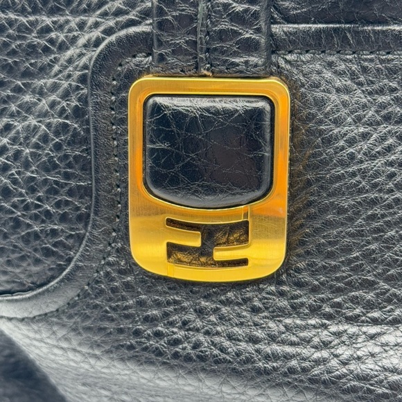 Fendi Black Pebbled Leather Chameleon Tote Bag - Picture 6 of 15